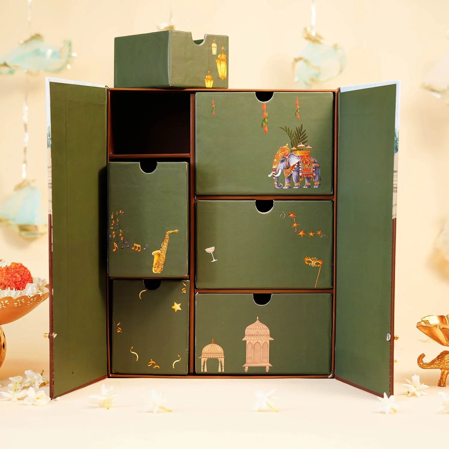 Green Advent Box
